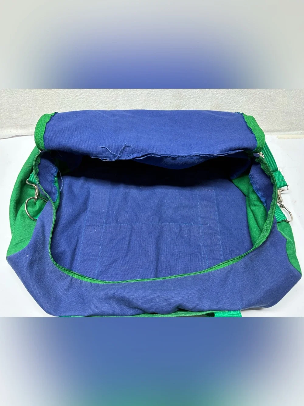 VTG Dockers x Levi’s Duffle Bag 90s Utility Travel Tote Carry On Gym Acrylic